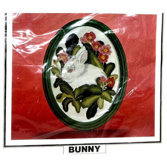 Better Homes & Gardens 1983 Craft Kit - BUNNY by Janlynn  with Oval Frame - Picture 2 of 6
